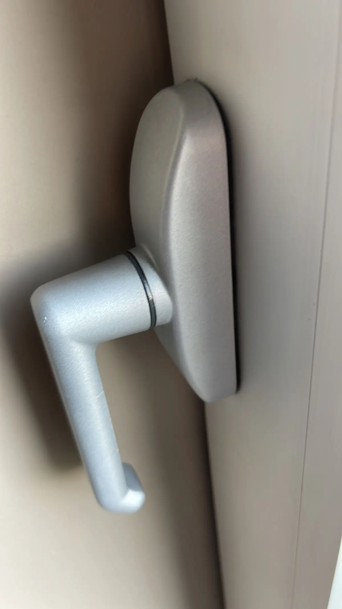 Fenêtre PVC qui ne ferme plus correctement à Amiens